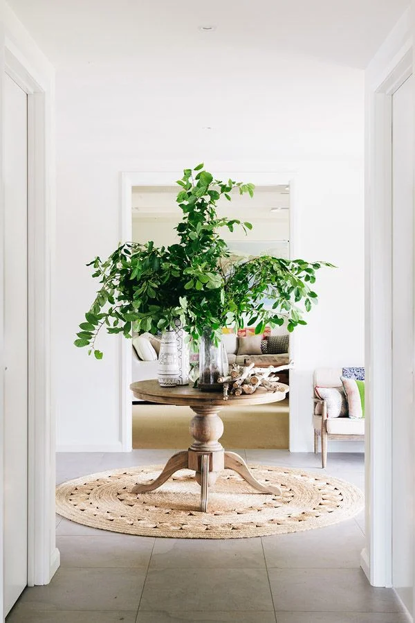 Can a Table Cause Guests to Instantly Understand Your Design Style